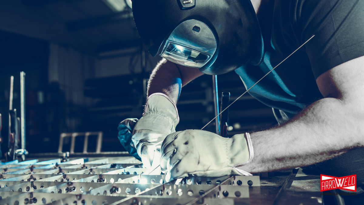 postazione-saldatura-professionale